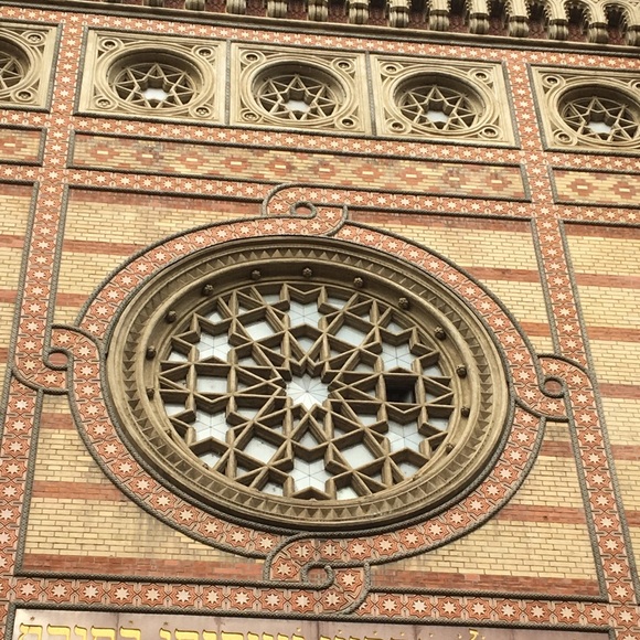 Meet your Posher, Kat - Picture 1 of 1